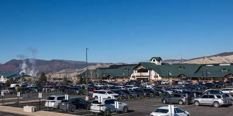 Parking lot Eagle County Regional Airport