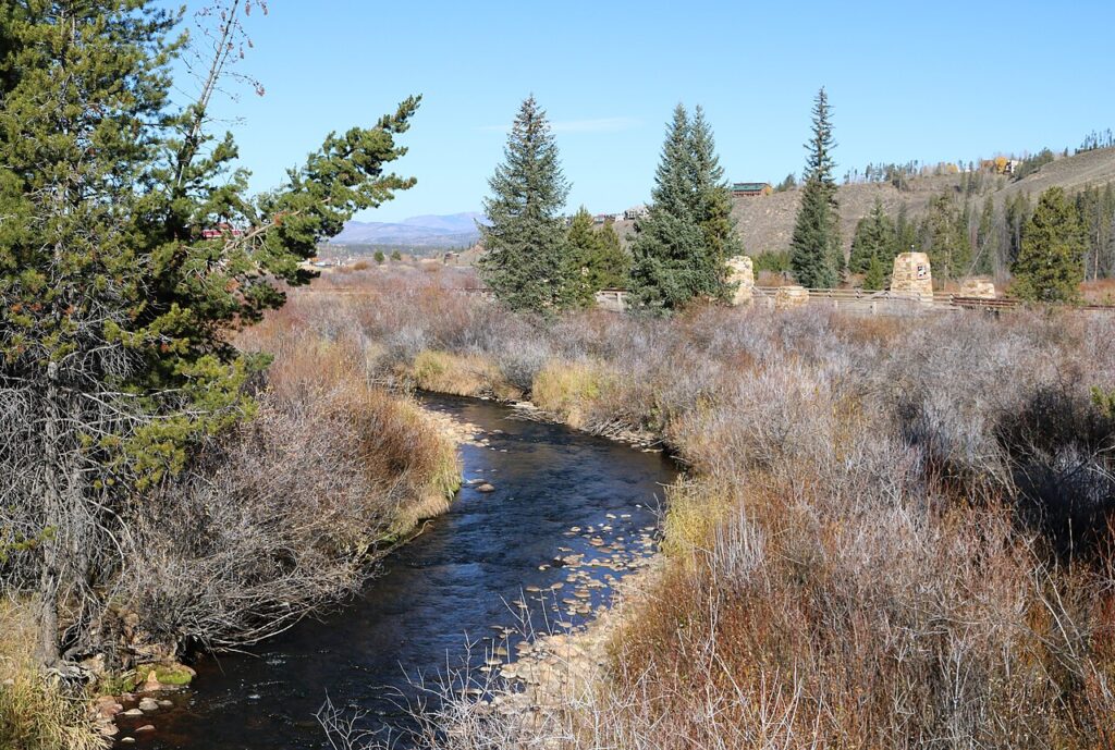 Fraser Colorado river transportation | Town to Mountain Express Denver Airport Shuttle Fraser River near Cozens Ranch Museum in Fraser Colorado